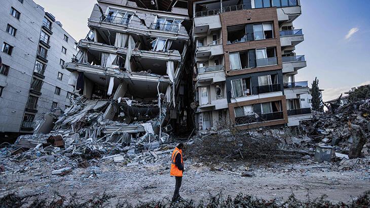 AFAD: Bölgede 5'in üzerinde artçı sarsıntılar meydana gelebilir