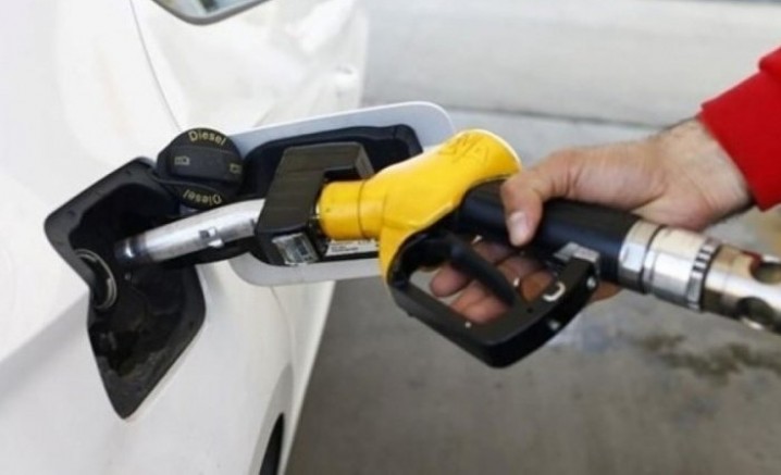 Akaryakıtta tarihi zam! Motorinin litresi 100 TL'yi geçecek