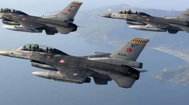 Akdeniz'de gerginlik! Yunanistan, Türk F-16'larını taciz etti