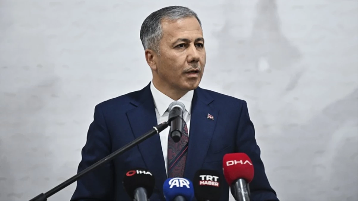 Ali Yerlikaya'nın Atatürk'ü andığı video büyük beğeni topladı: O, hayatındaki 10 Kasımlarda neredeydi?