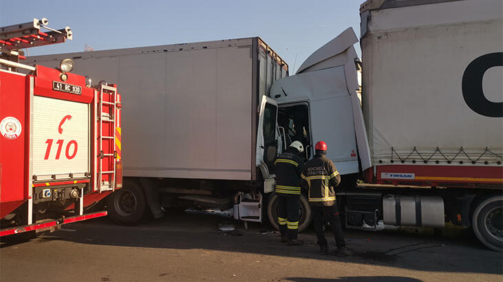 Anadolu Otoyolu'nda kaza! İstanbul yönü ulaşıma kapandı