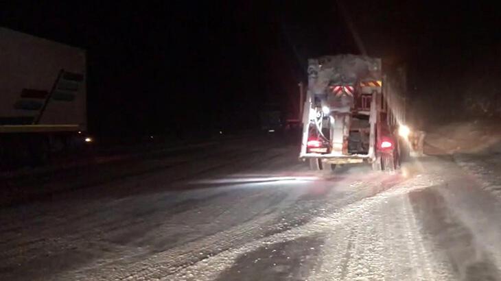 Antalya-Konya karayolu trafiğe kapatıldı