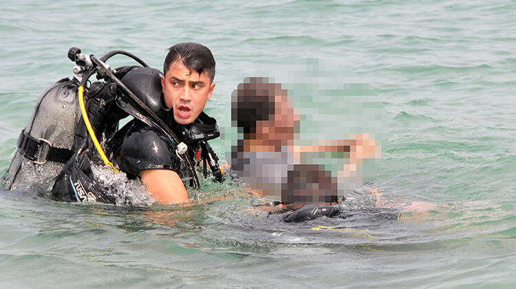 Antalya'da denizde erkek cesedi bulundu