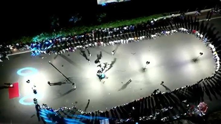 Antalya'da şok eden manzara! Onlarca kişi koronavirüse davetiye çıkardı