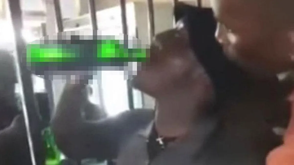 Arkadaşlarıyla iddiaya girip 56 çeşit baharattan yapılan likörü kafasına dikti, macerası tabutta bitti