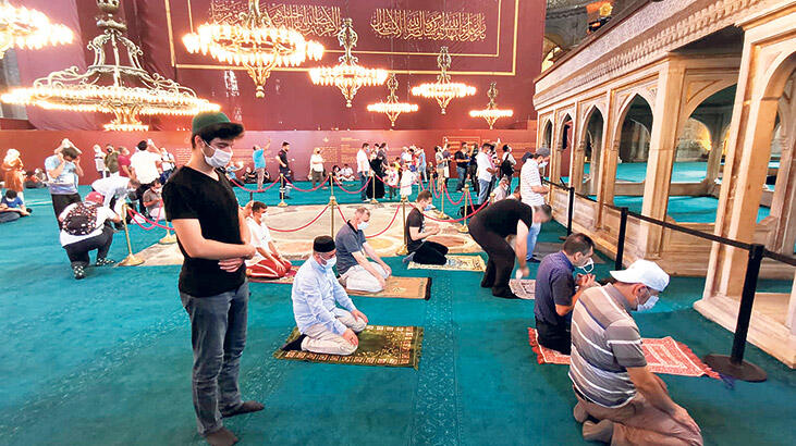 Ayasofya’ya yoğun ilgi