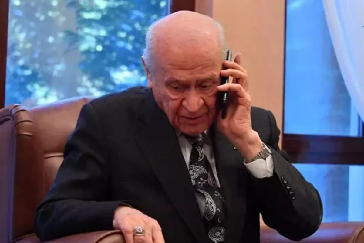 Bahçeli'den sürpriz bir görüşme daha! İmralı heyetindeki ismi aradı