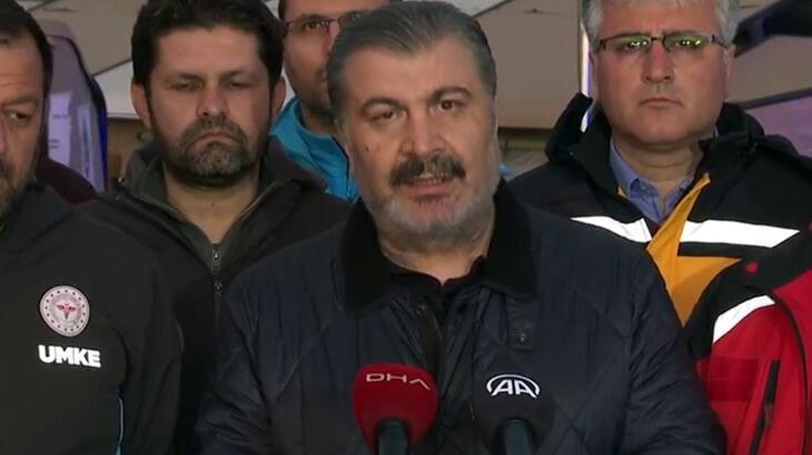 Bakan Koca deprem bölgesinde açıkladı: Bulaşıcı hastalık salgını saptanmamıştır