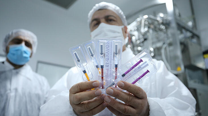 Bakan Koca'dan 'milli aşı' açıklaması: Daha yakınız