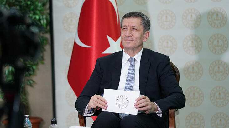 Bakan Selçuk'tan öğrenci ve velilere maske uyarısı!