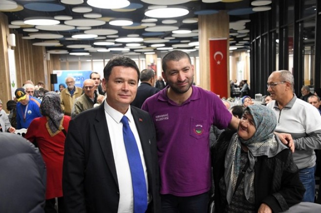 Başkan Erkan Aydın Engelleri Sevgiyle Aştı