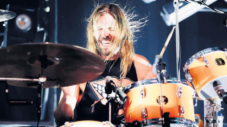 Bateristin kalbi 2 kat büyükmüş!