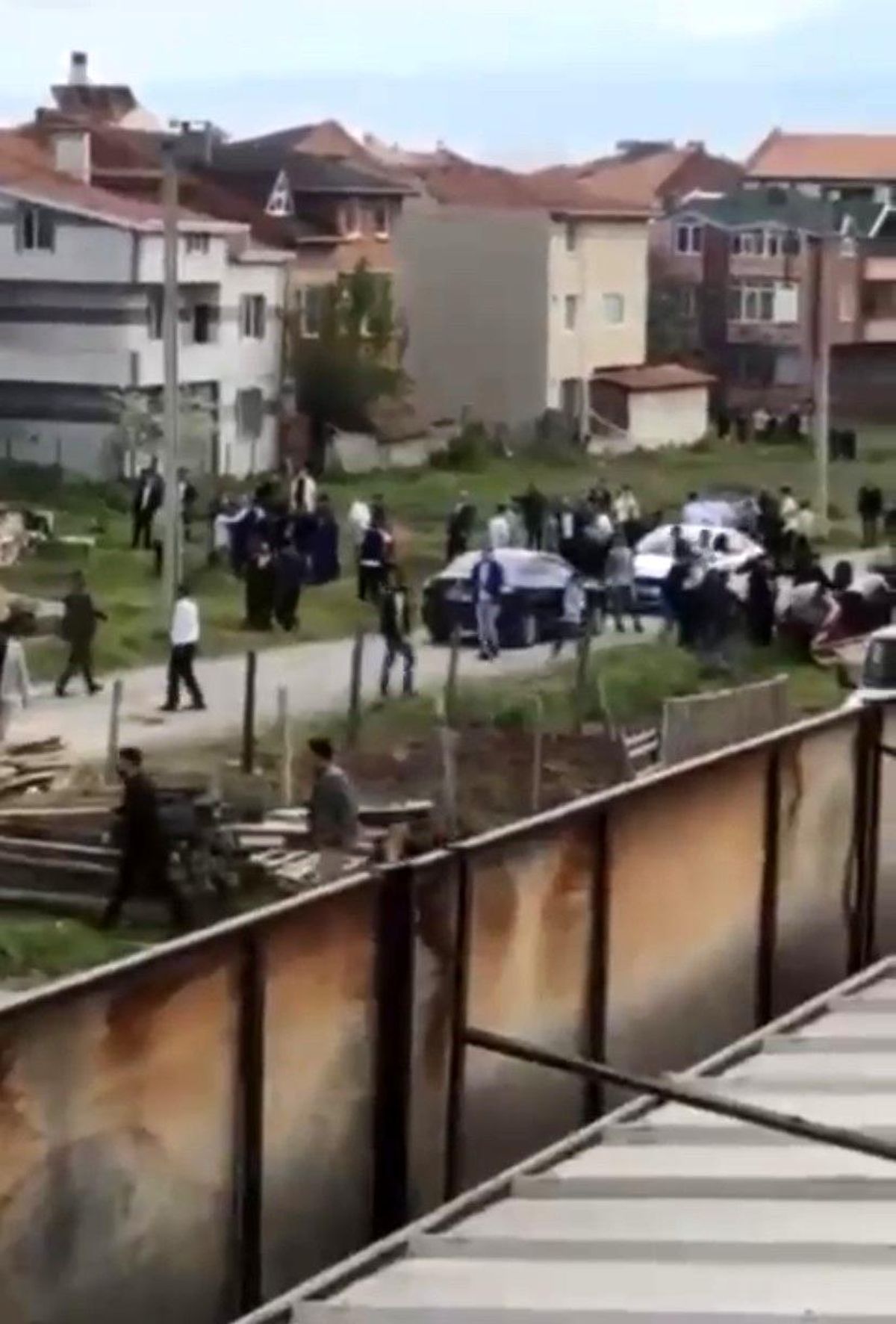 Bayramlaşmada 50 kişinin birbirine girdiği kavga, saniye saniye kamerada