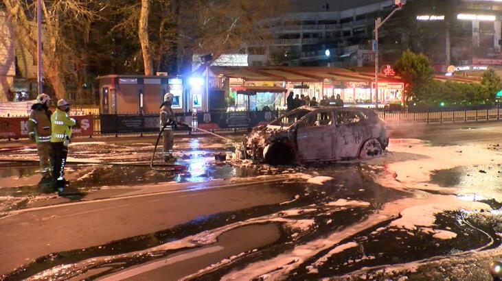 Beşiktaş'ta otomobil alev alev yandı! Sürücü son anda kurtuldu