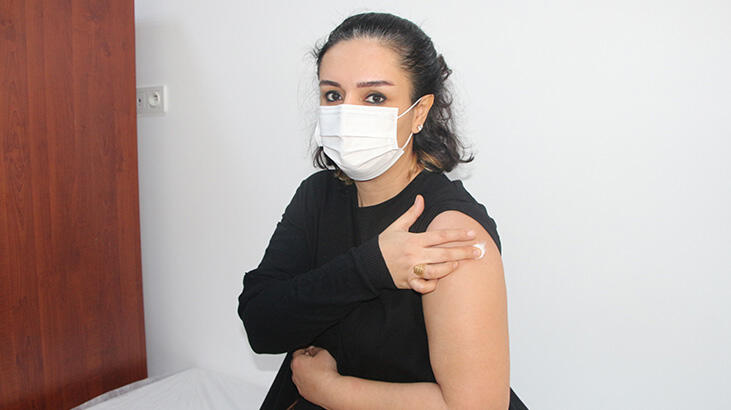 Bilim Kurulu Üyesi'nden dikkat çeken aşı açıklaması: Rehavete kapılmayın