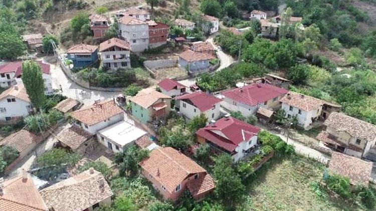 Bölgede 'mavi köy' olarak biliniyor! Koronavirüs buraya giremedi