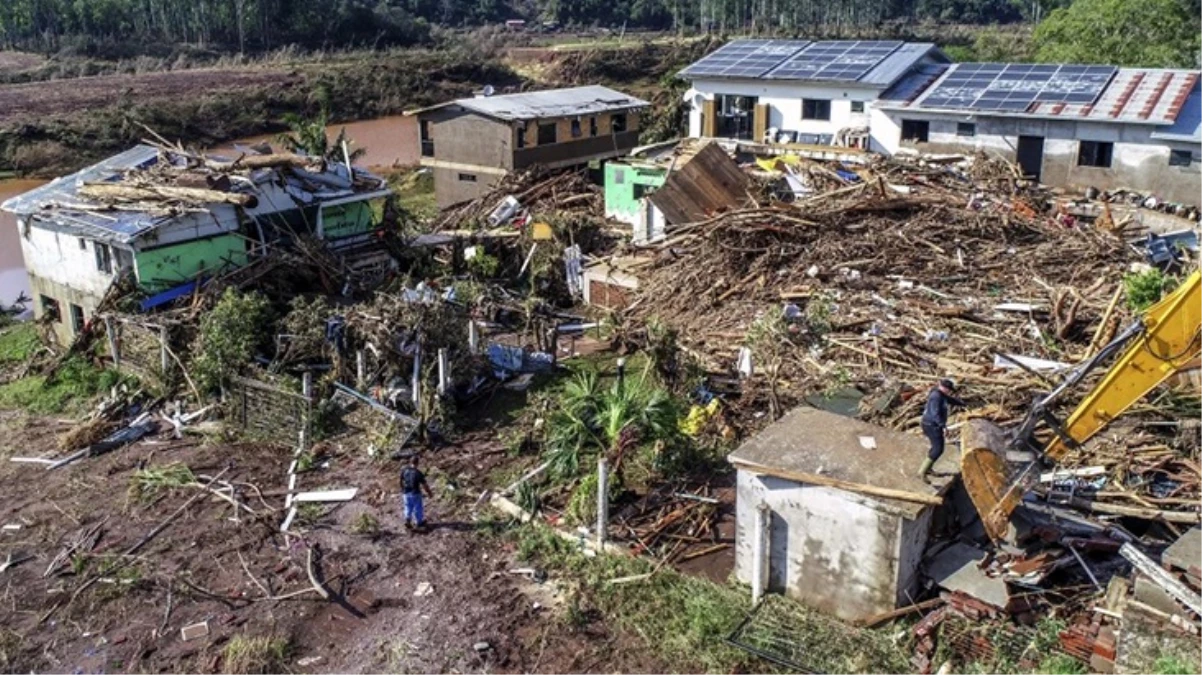 Brezilya'da tropikal kasırga sonucu hayatını kaybedenlerin sayısı 40'a yükseldi
