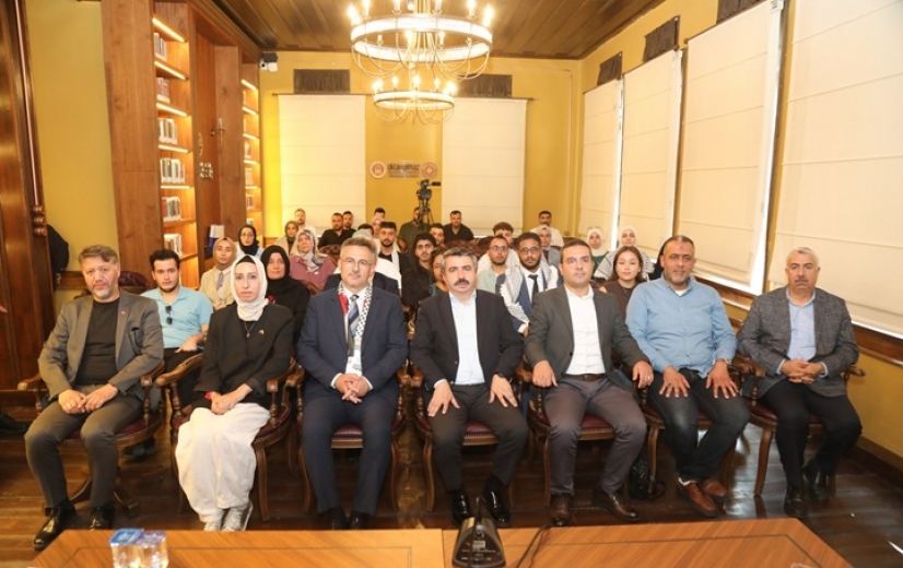BTÜ Bilim Kafe’de Gazze’de yükseköğretimin durumu ele alındı