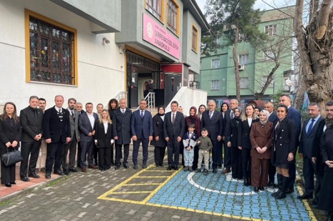 Bursa’da öğrencilerin karne heyecanı 