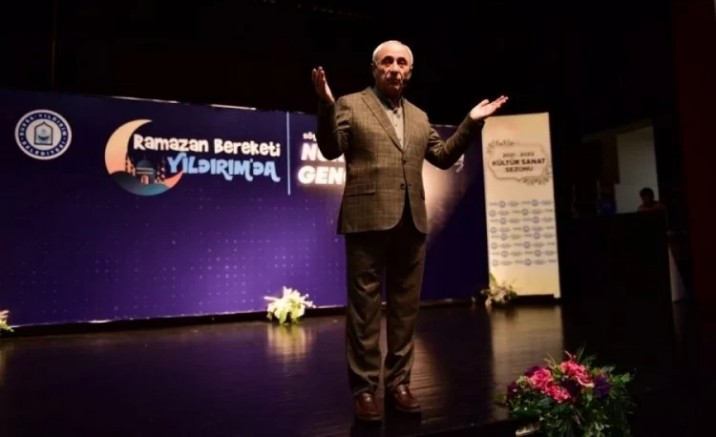 Bursa'da şair Nurullah Genç Yıldırımlılar ile buluştu