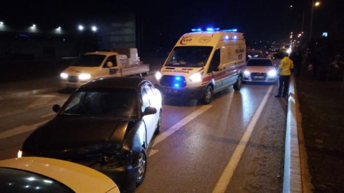Bursa'da, 1'i ambulans 7 aracın karıştığı zincirleme kaza