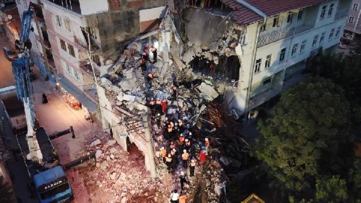 Bursa'da gerçeğini aratmayan deprem tatbikatı