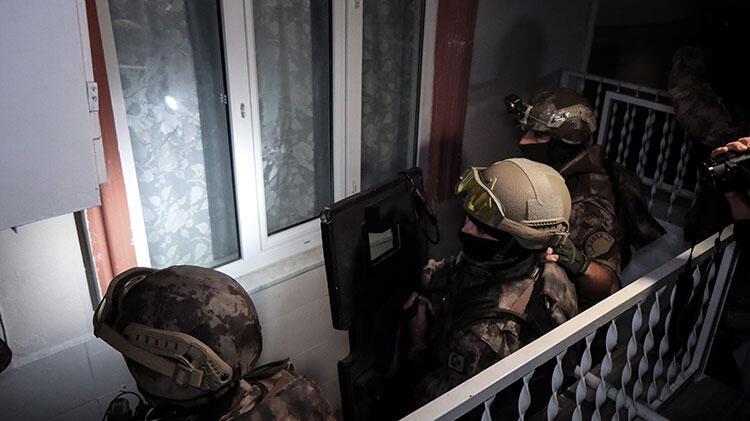 Bursa'da operasyon! 850 polisle kapıya dayandılar