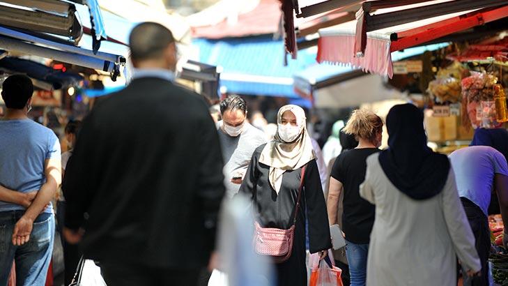 Bursa'dan şok görüntü! Sokağa çıkma yasağı öncesi yoğunluk
