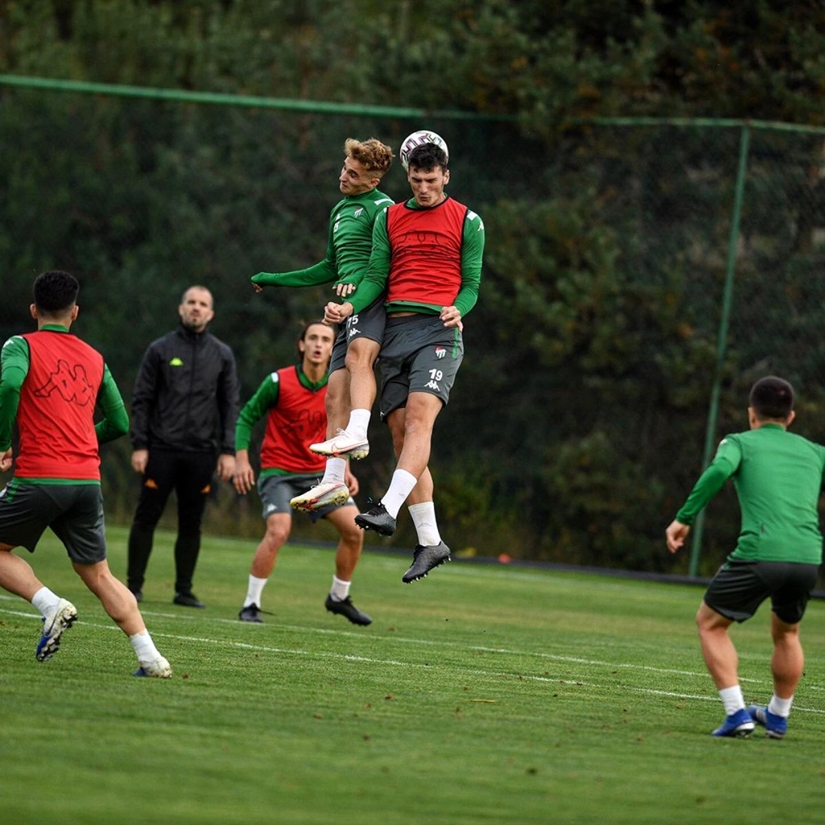 Bursaspor-Bandırmaspor maçı taraftara ve basına kapatıldı