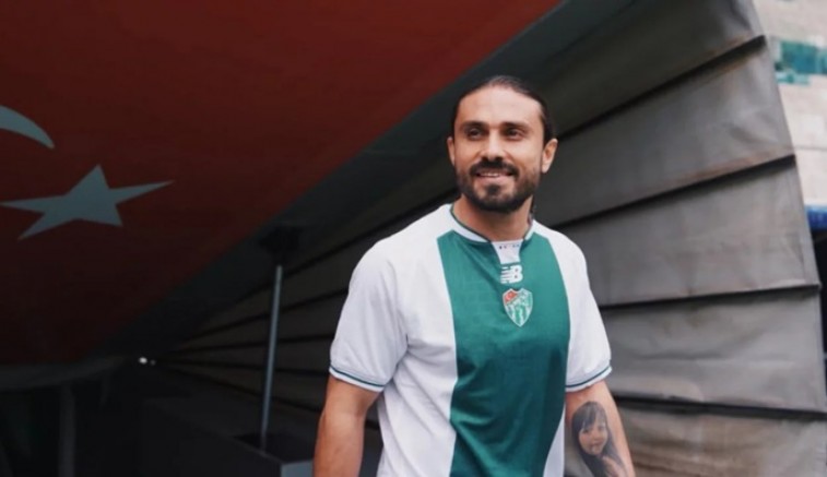 Bursaspor'da sakatlık! Sahalardan 4 hafta uzak kalacak
