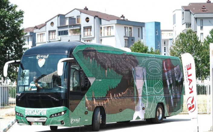 Bursaspor’un yeni takım otobüsü görücüye çıktı
