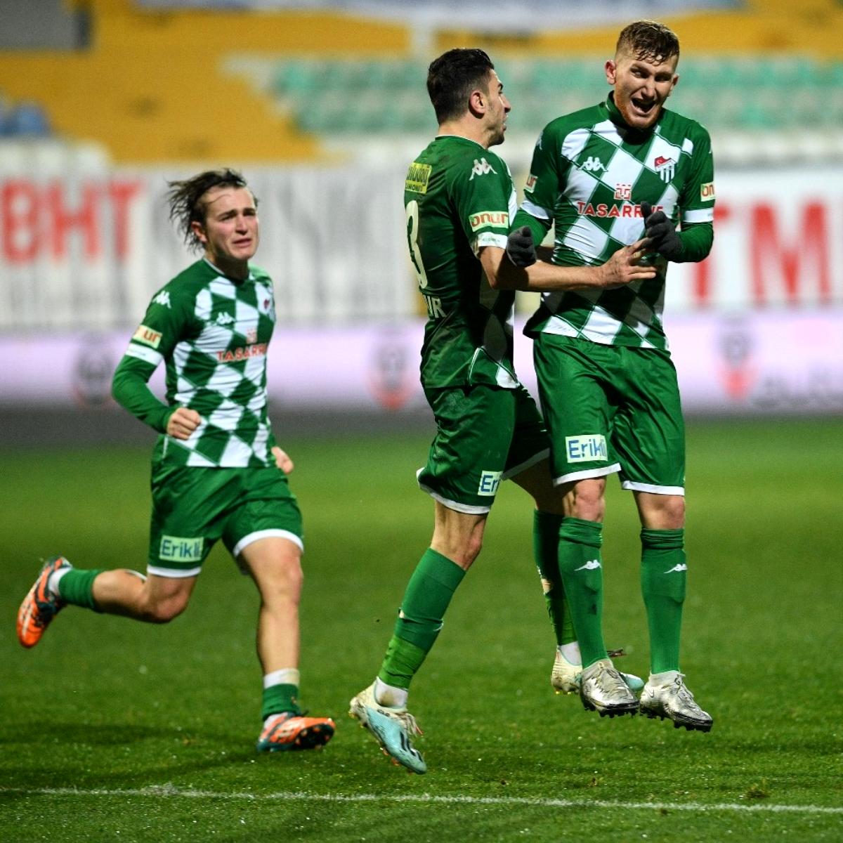 Bursaspor zoru başardı, 8 günde 11 gol attı