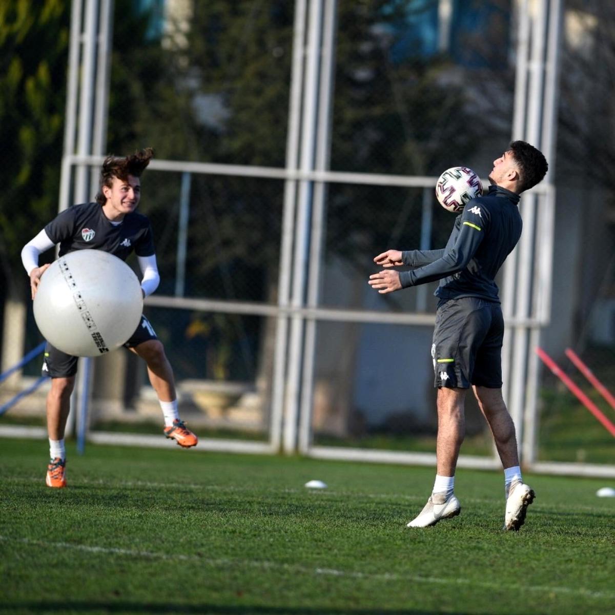 Bursaspor'da Eskişehirspor maç hazırlıkları tamamlandı