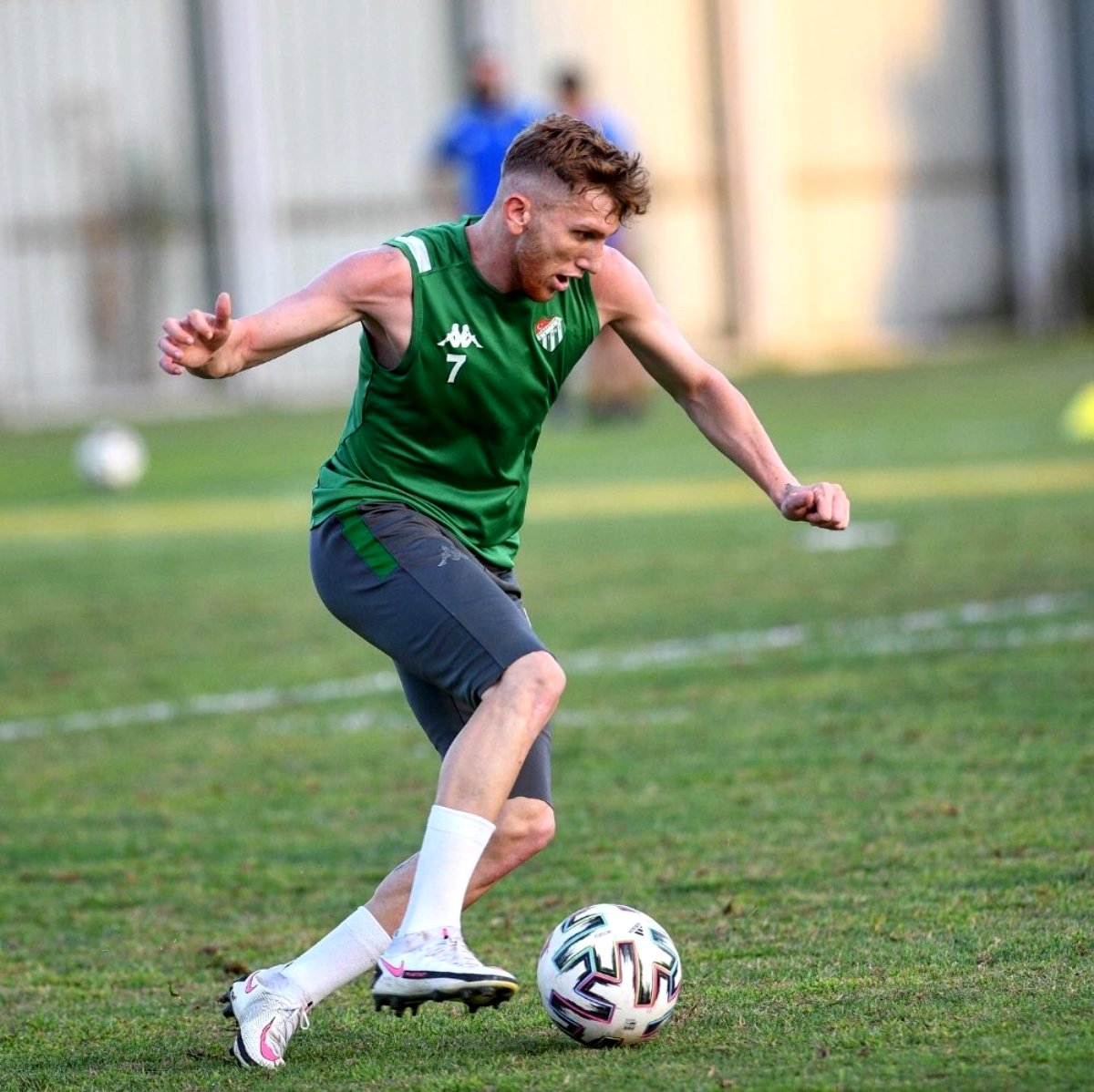 Bursasporlu futbolcu Burak Kapacak'a milli davet