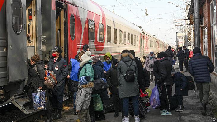 Çatışmaların devam ettiği Donbass’tan sivillerin tahliyesi sürüyor