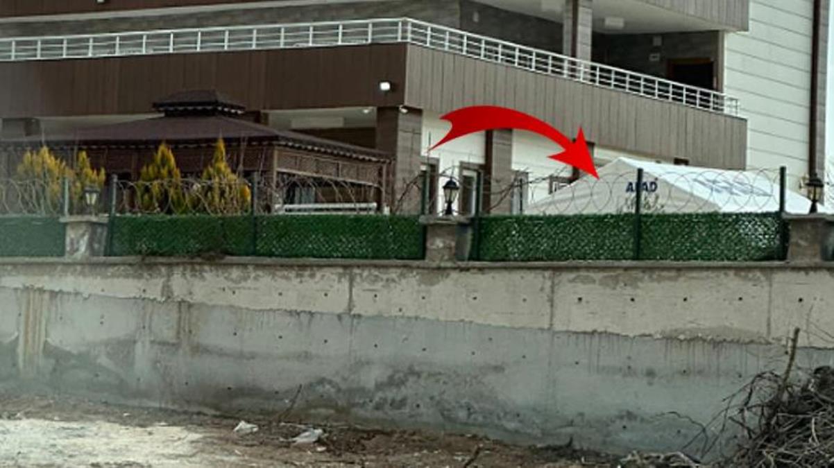 CHP'li Tanal'dan fotoğraflı paylaşım: AK Partili yönetici evinin bahçesine AFAD çadırı kurdu