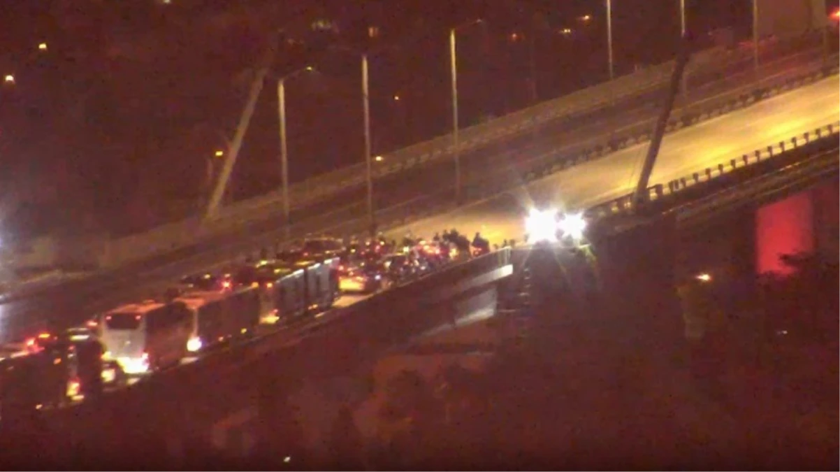 Çift yönlü trafiğe kapatıldı! 15 Temmuz Şehitler Köprüsü'nde 