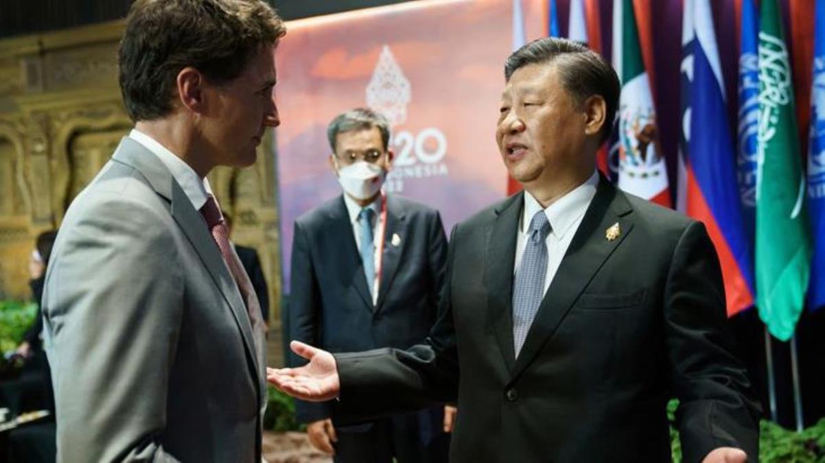 Çin Devlet Başkanı Cinping herkesin önünde Kanada Başbakanı Trudeau'yu azarladı: Önce şartları konuşalım