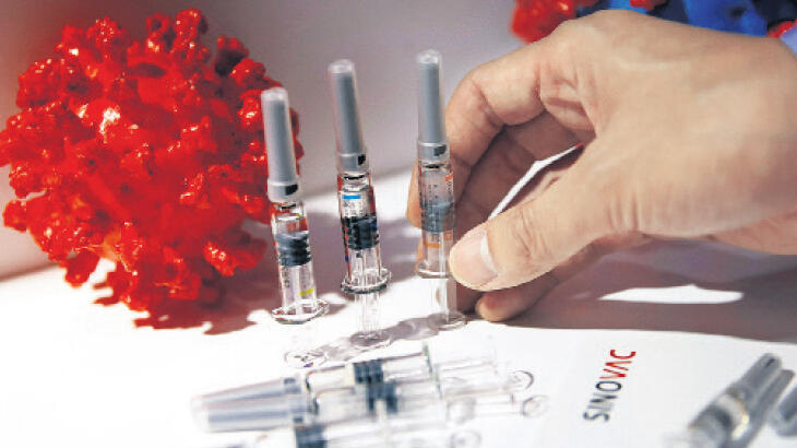 CoronaVac aşısının yan etkisi daha az