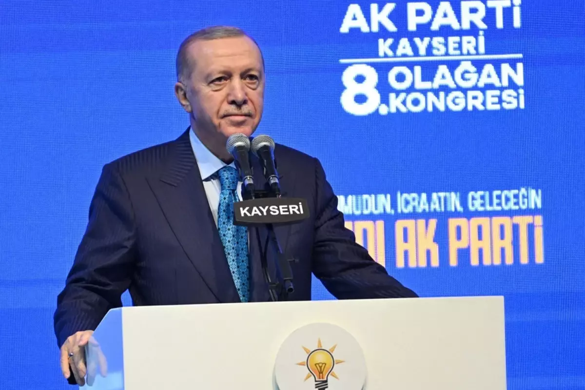 Cumhurbaşkanı Erdoğan CHP'ye seslendi: Boş işlerle uğraşmayı bırakın, titreyin ve kendinize gelin