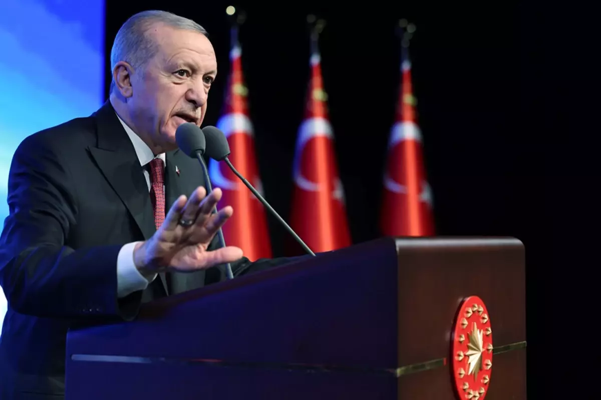 Cumhurbaşkanı Erdoğan, Pakistan Başbakanı Şahbaz Şerif ile görüştü