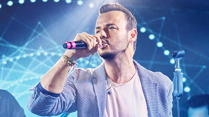 Deha Bilimlier gözyaşlarını tutamadı