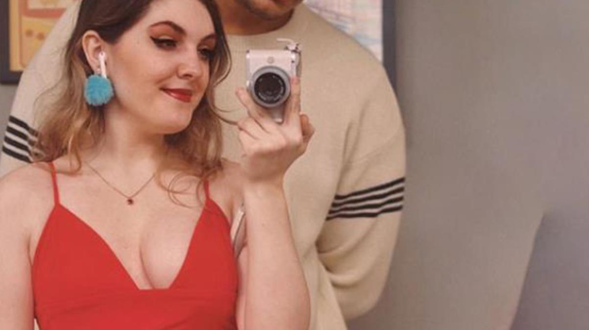 Dekolteli bir kıyafet giydiği zaman herkes göğüslerine bakıyor! Nedeni tahmin edilenden çok başka