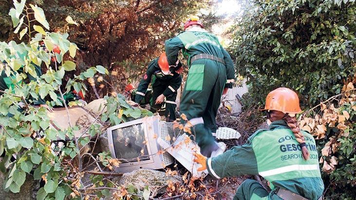 Depremi yaşadılar kurtarıcı oldular