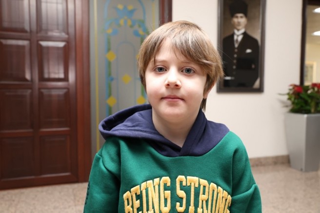 DMD Hastası Yağız Efe’ye Başkan Aydın’dan Destek 