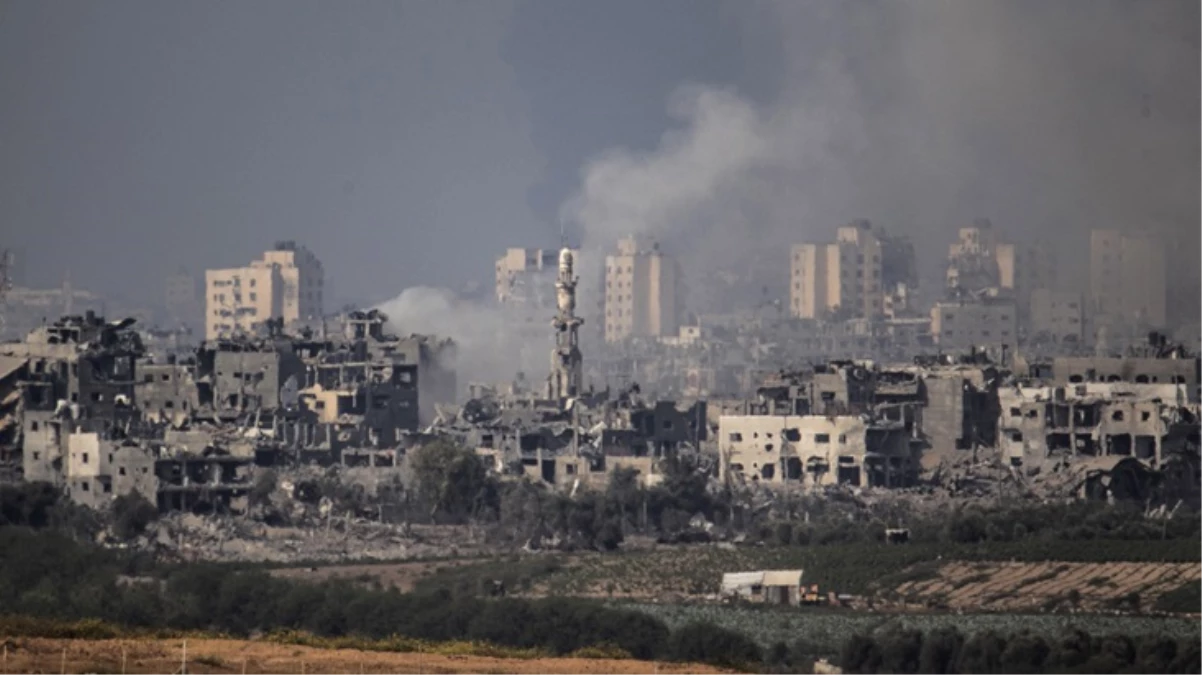Dünyayla iletişimi kesilen Gazze'de en uzun gecenin sabahı! İşte ilk görüntüler