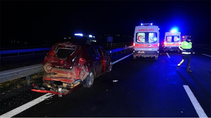 Düzce'de kamyon otomobile çarptı: 3 yaralı