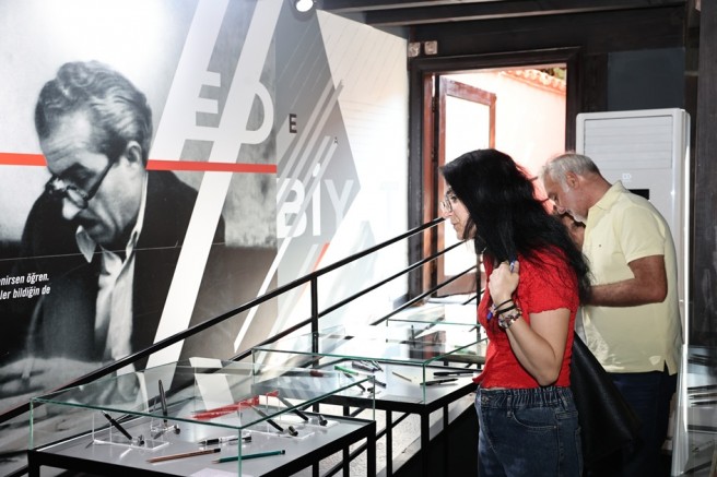 Edebiyat Müzesi’nde kalem sergisi açıldı