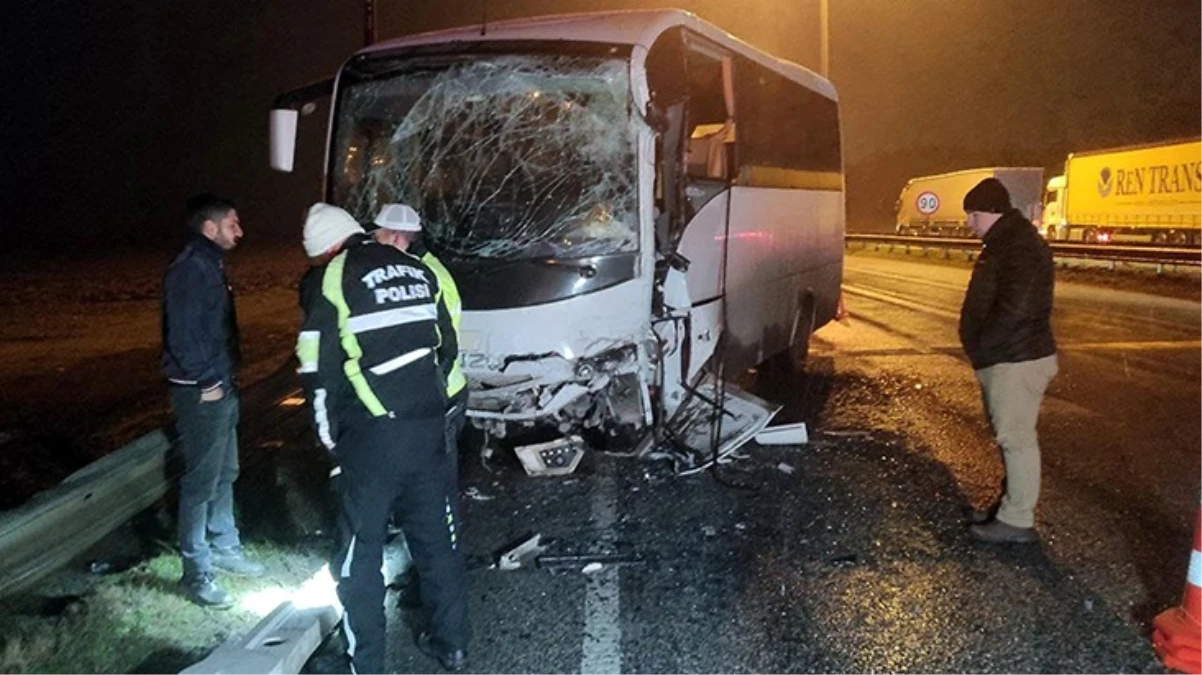 Edirne'de polis servis midibüsü ile turist otobüsü çarpıştı: 10'u polis 11 kişi yaralandı