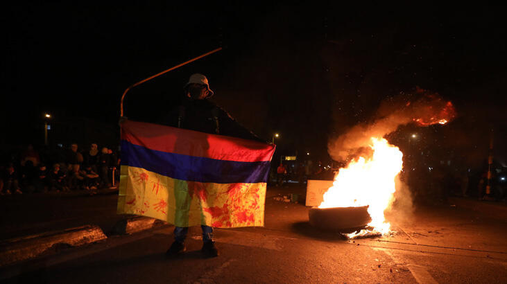 Ekvador ve Panama Kolombiya sınırını kapattı